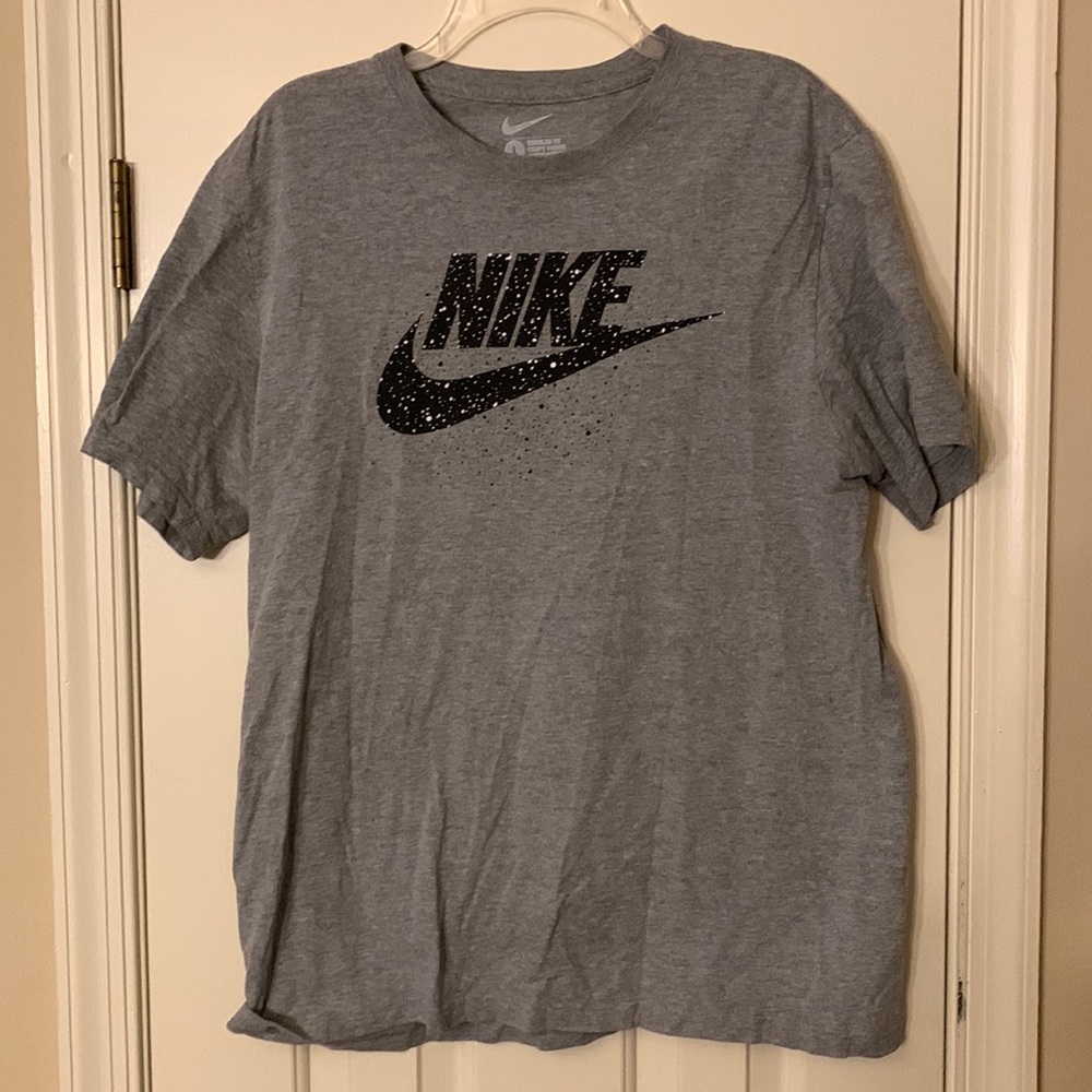 Nike Men’s Gray T-Shirt L